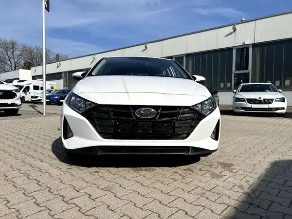 HYUNDAI I20 (6/26)