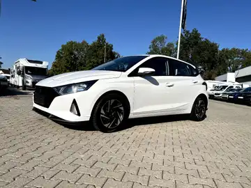 HYUNDAI I20 (1/27)