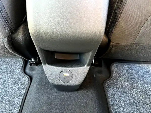 HYUNDAI I20 (17/27)