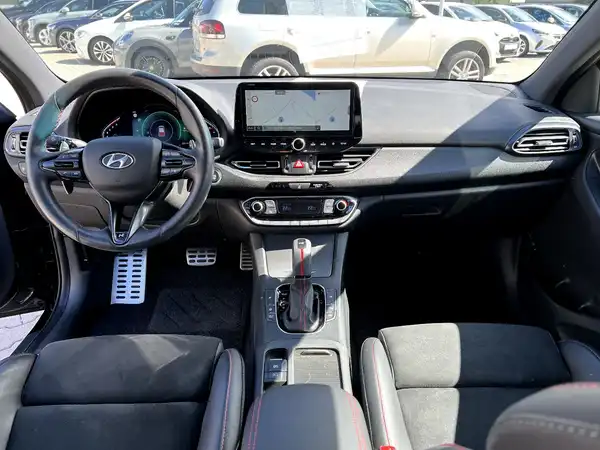HYUNDAI I30 (17/27)