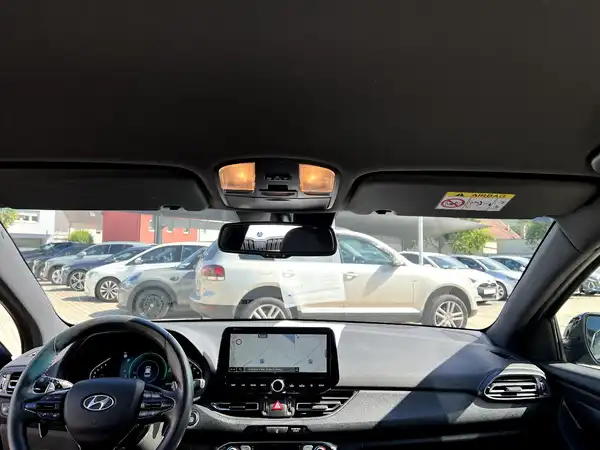 HYUNDAI I30 (18/27)