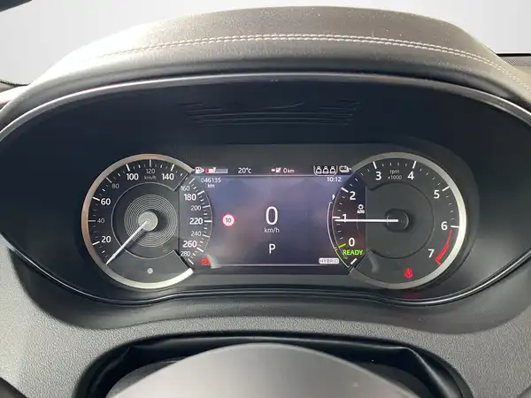 JAGUAR E-PACE (16/22)