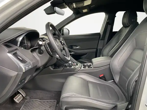 JAGUAR E-PACE (7/22)