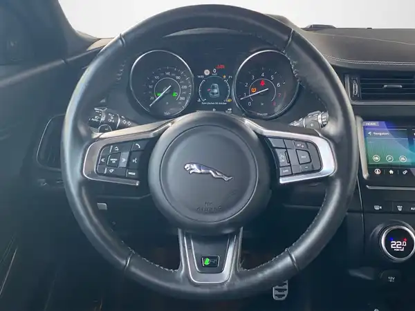 JAGUAR E-PACE (10/22)