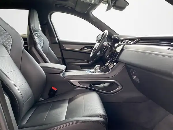 JAGUAR F-PACE (12/23)