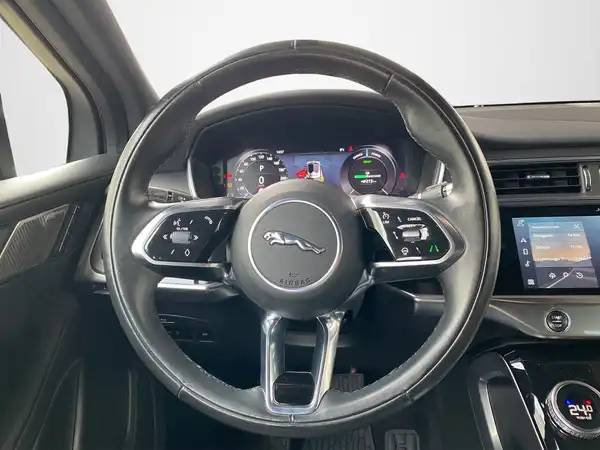 JAGUAR I-PACE (10/22)