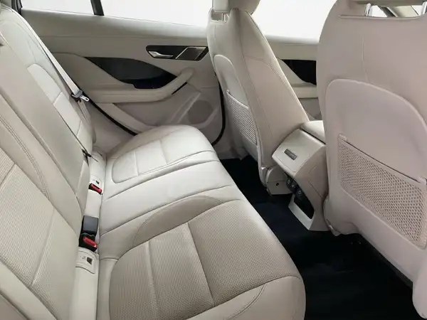 JAGUAR I-PACE (13/23)