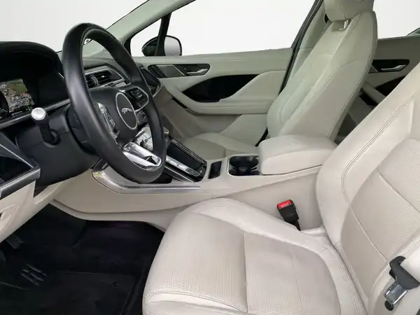 JAGUAR I-PACE (7/23)
