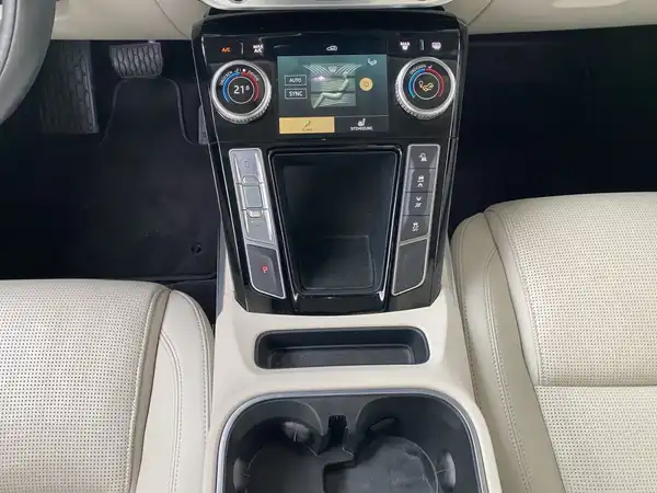 JAGUAR I-PACE (9/23)