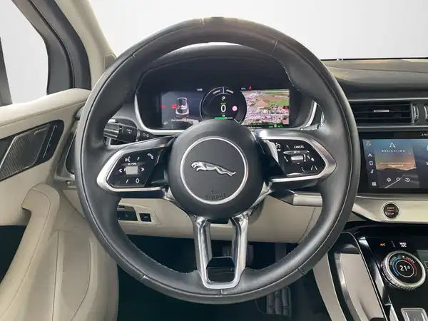 JAGUAR I-PACE (10/23)