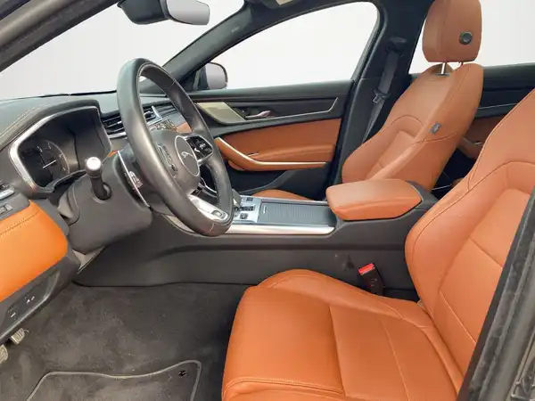 JAGUAR XF (7/23)
