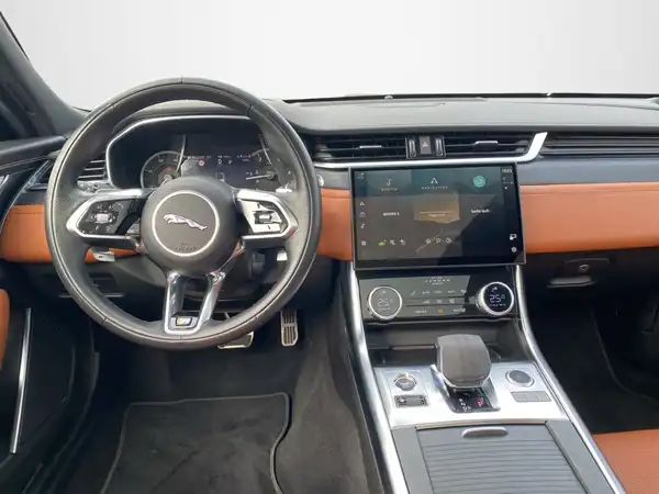 JAGUAR XF (8/23)