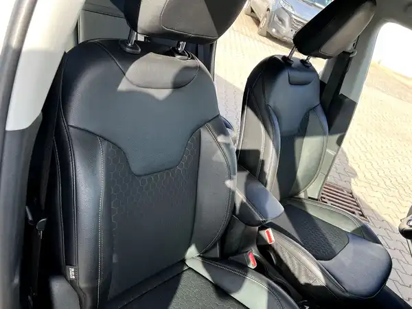 JEEP COMPASS (22/27)