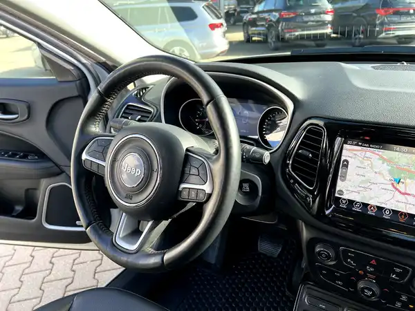 JEEP COMPASS (26/27)
