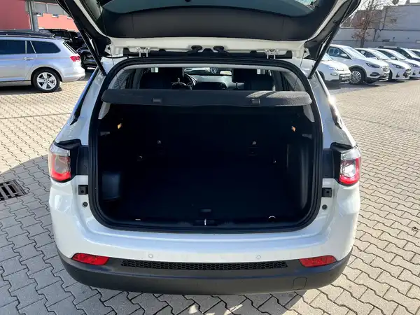 JEEP COMPASS (7/27)