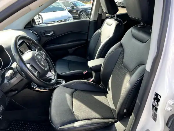 JEEP COMPASS (8/27)