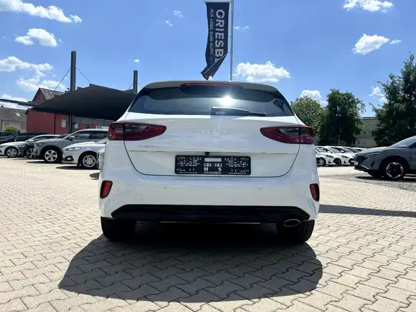 KIA CEED (3/27)