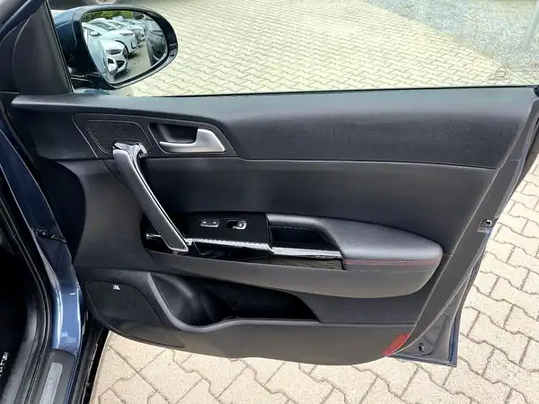 KIA SPORTAGE (20/27)