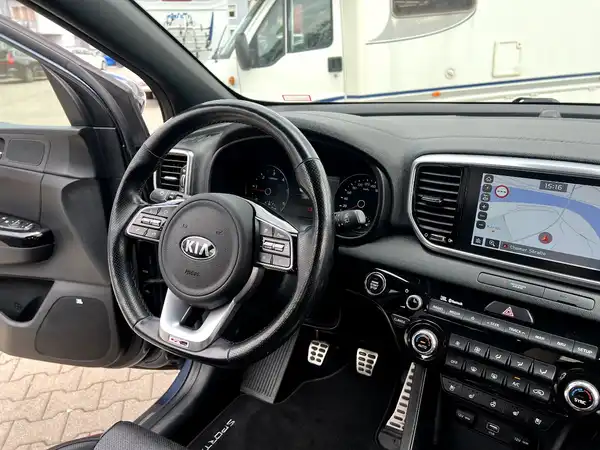KIA SPORTAGE (26/27)