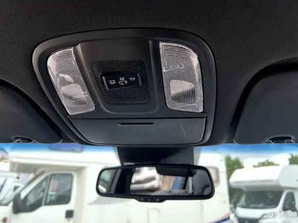 KIA SPORTAGE (27/27)