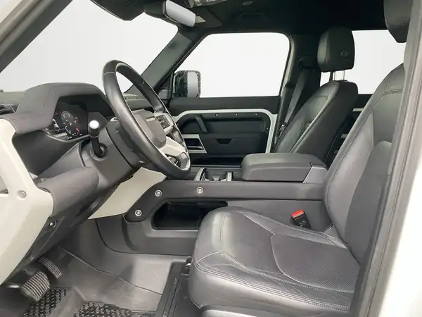 LAND ROVER DEFENDER (7/22)