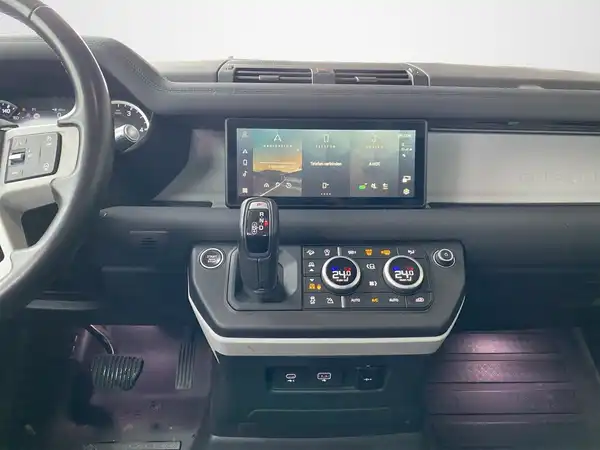 LAND ROVER DEFENDER (11/19)