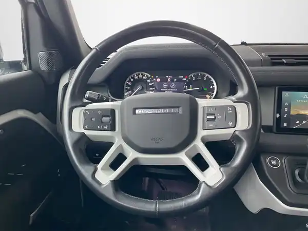 LAND ROVER DEFENDER (10/19)