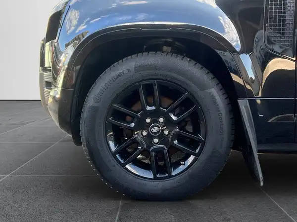 LAND ROVER DEFENDER (15/19)