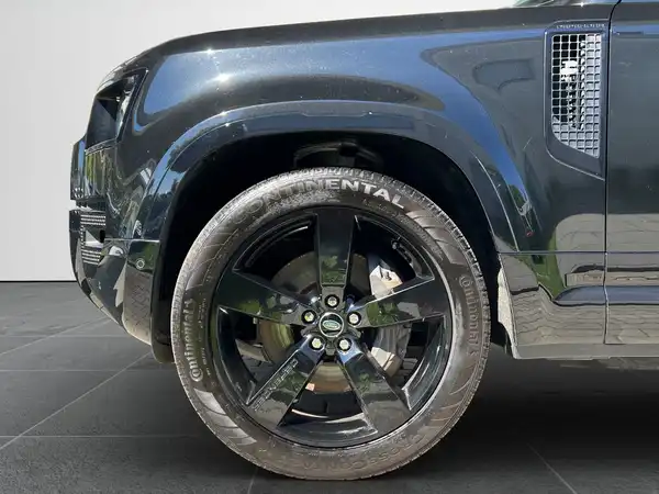 LAND ROVER DEFENDER (15/19)