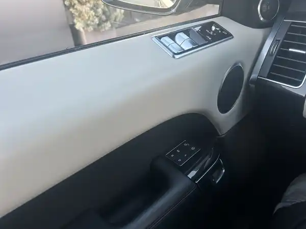 LAND ROVER RANGE ROVER SPORT (10/18)