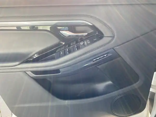 LAND ROVER RANGE ROVER EVOQUE (17/23)