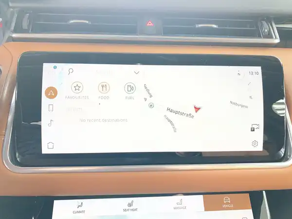 LAND ROVER VELAR (19/22)