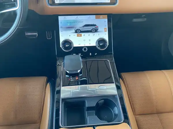LAND ROVER VELAR (9/22)