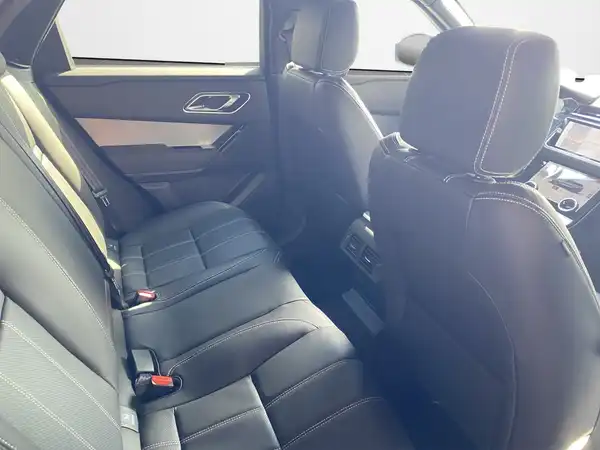 LAND ROVER VELAR (13/21)
