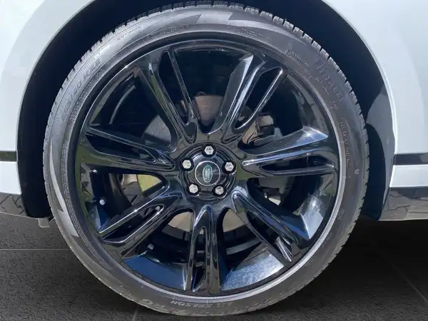 LAND ROVER VELAR (15/21)