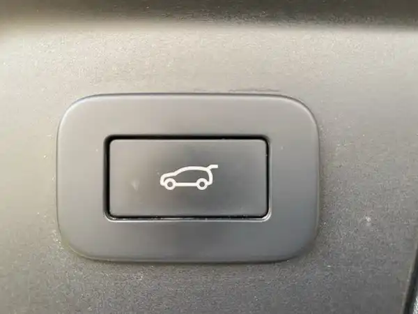 LAND ROVER VELAR (20/21)