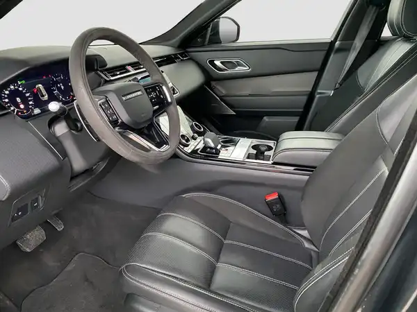 LAND ROVER VELAR (8/18)