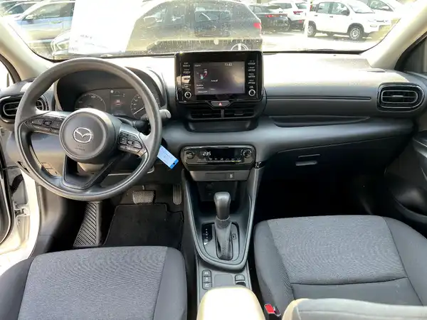 MAZDA 2 (17/27)