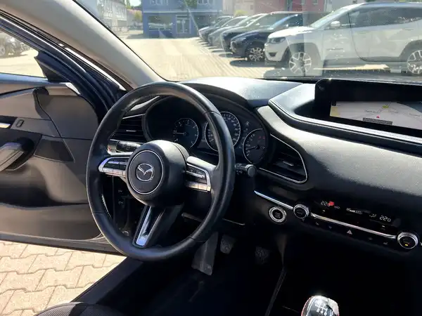 MAZDA CX-3 (26/27)
