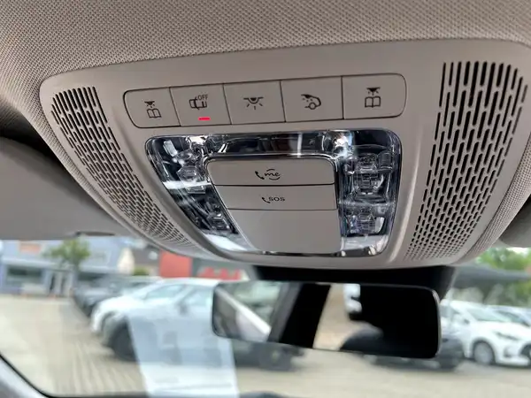 MERCEDES-BENZ A-KLASSE (27/27)