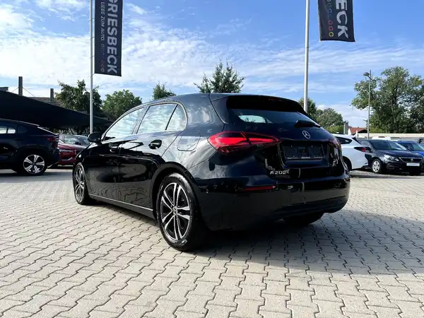 MERCEDES-BENZ A-KLASSE (3/27)