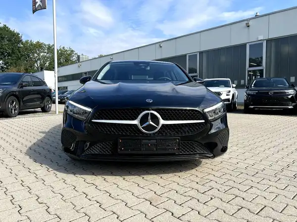 MERCEDES-BENZ A-KLASSE (6/27)