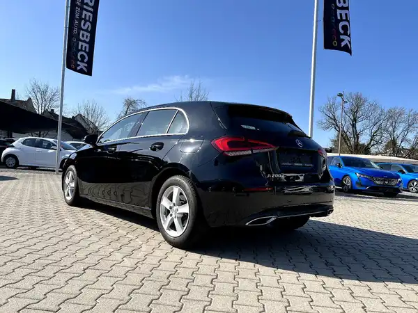 MERCEDES-BENZ A-KLASSE (2/27)