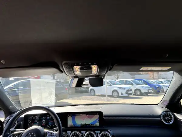 MERCEDES-BENZ A-KLASSE (19/27)