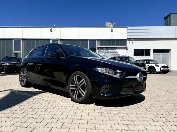 MERCEDES-BENZ A 180 d (5/27)