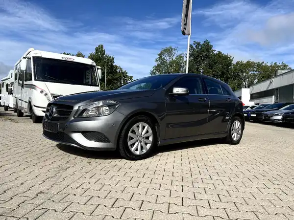 MERCEDES-BENZ A-KLASSE (1/27)