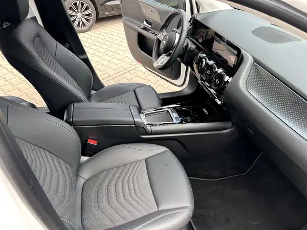 MERCEDES-BENZ B-KLASSE (20/26)