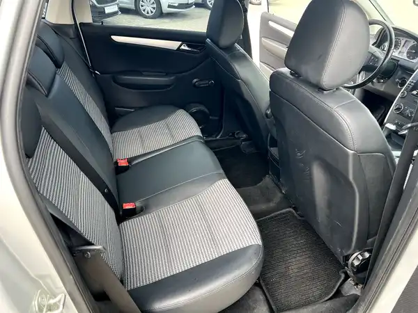 MERCEDES-BENZ B-KLASSE (15/26)