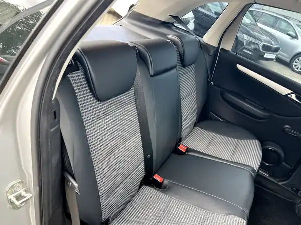 MERCEDES-BENZ B-KLASSE (16/26)