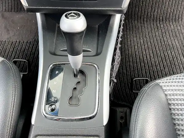 MERCEDES-BENZ B-KLASSE (22/26)